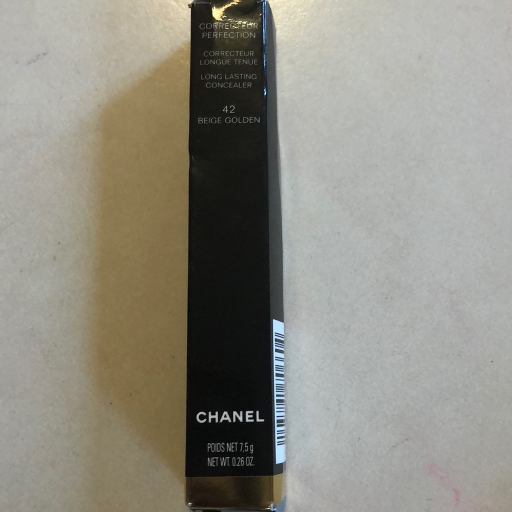 Chanel long lasting concealer